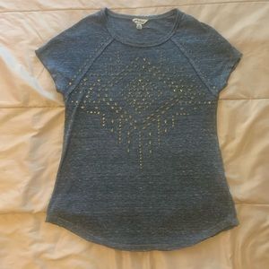🐝 Lucky Brand grey raw hem tee